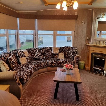 8 Birth Caravans Hire Caravan Number C4 สเกคเนส ภายนอก รูปภาพ